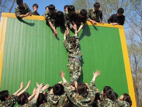 1627551653(1) 1627551653(1)